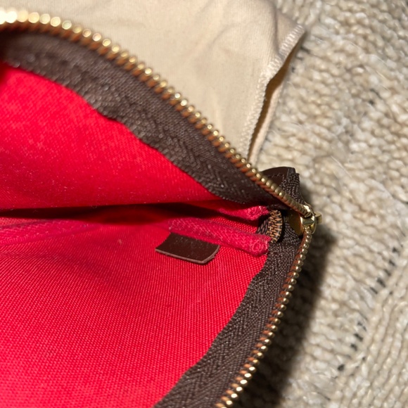 Authentic Louis Vuitton Damier Ebene Mini Pouchette - Picture 4 of 8